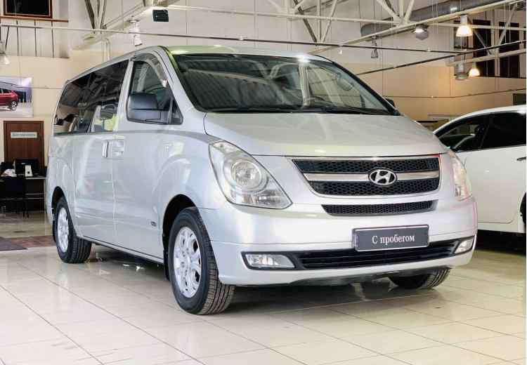 Hyundai Grand Starex I
