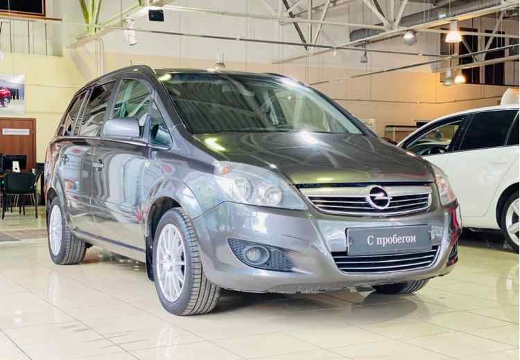 Opel Zafira B Рестайлинг