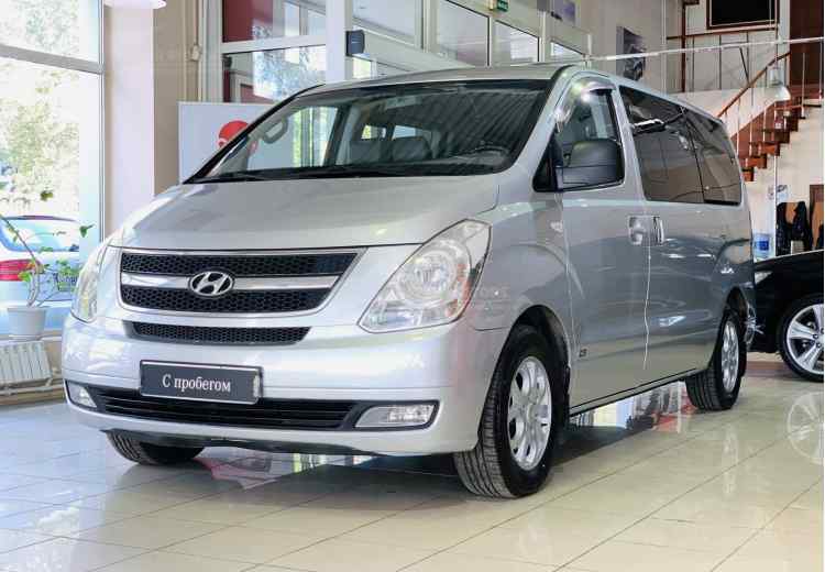 Hyundai Grand Starex I