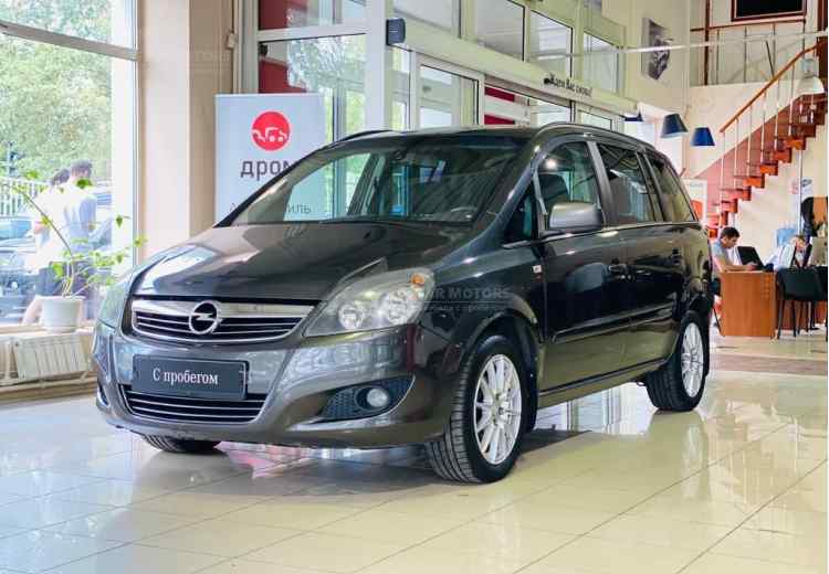 Opel Zafira B Рестайлинг
