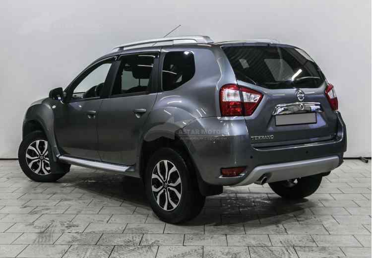 Nissan Terrano III (D10)