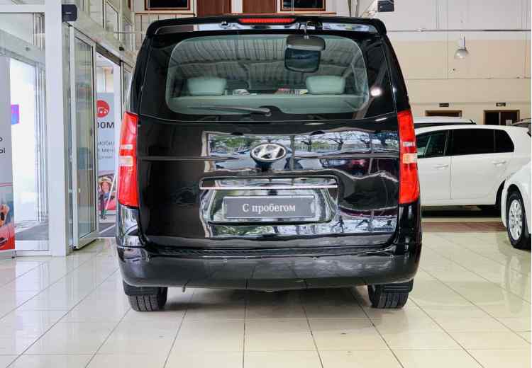 Hyundai Grand Starex I