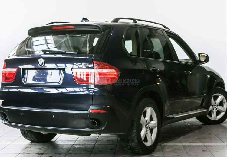 BMW X5 II (E70)