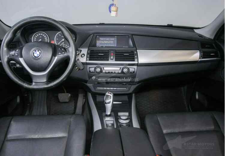 BMW X5 II (E70)