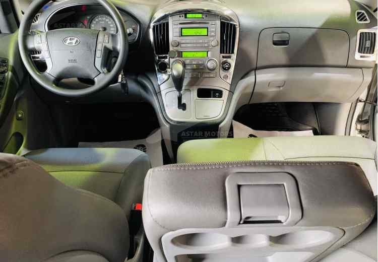 Hyundai Grand Starex I