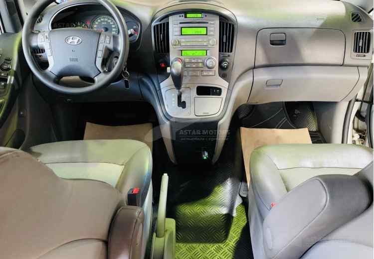 Hyundai Grand Starex I
