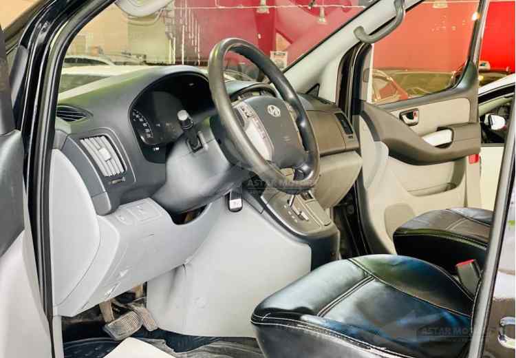 Hyundai Grand Starex I