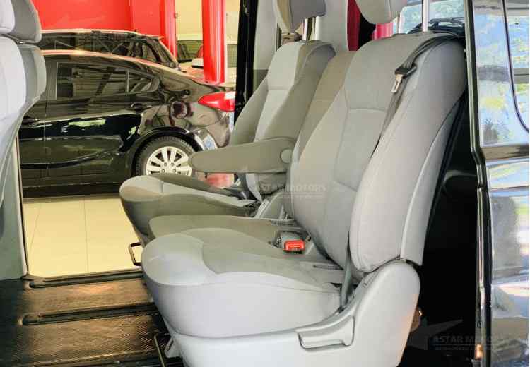 Hyundai Grand Starex I