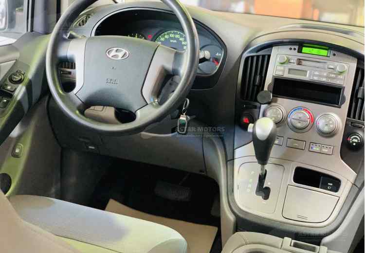 Hyundai Grand Starex I