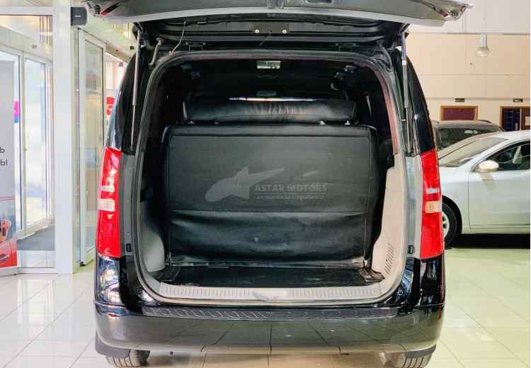 Hyundai Grand Starex I