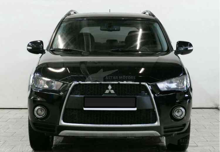 Mitsubishi Outlander III