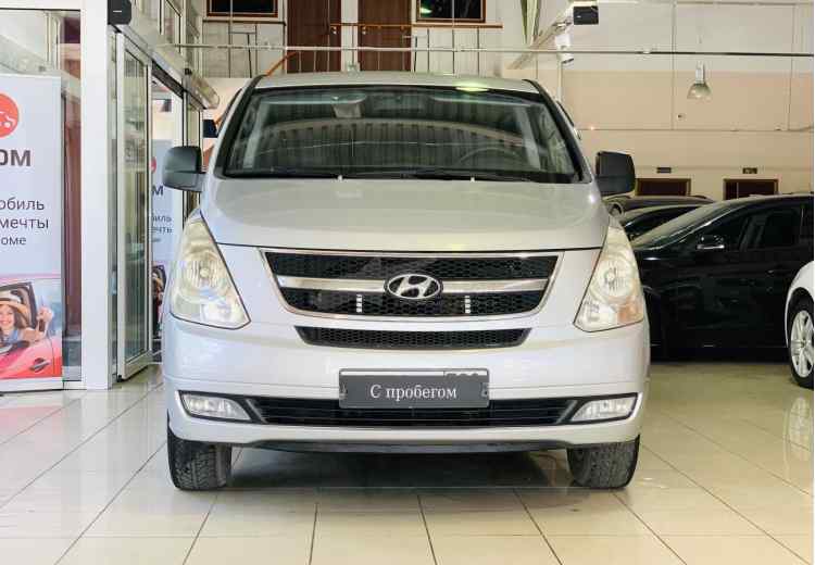 Hyundai Grand Starex I