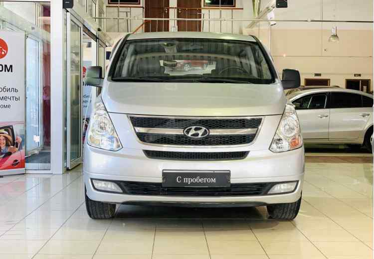Hyundai Grand Starex I