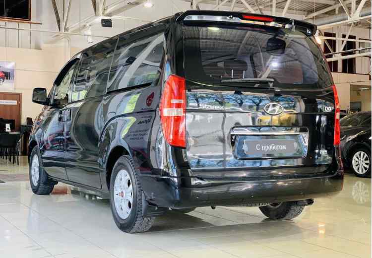 Hyundai Grand Starex I