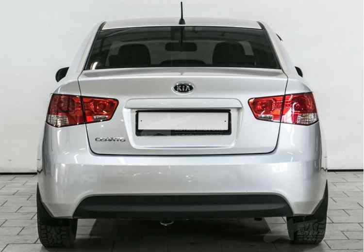 Kia Cerato II