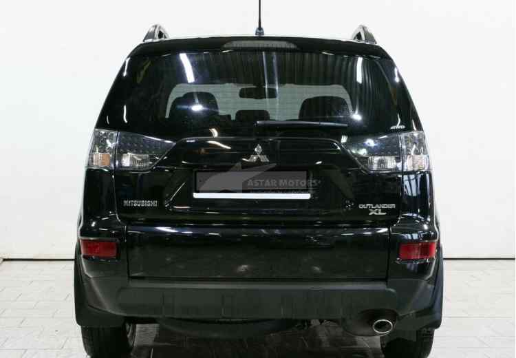 Mitsubishi Outlander III