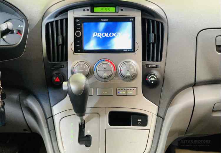 Hyundai Grand Starex I