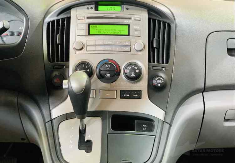 Hyundai Grand Starex I