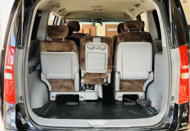 Hyundai Grand Starex I