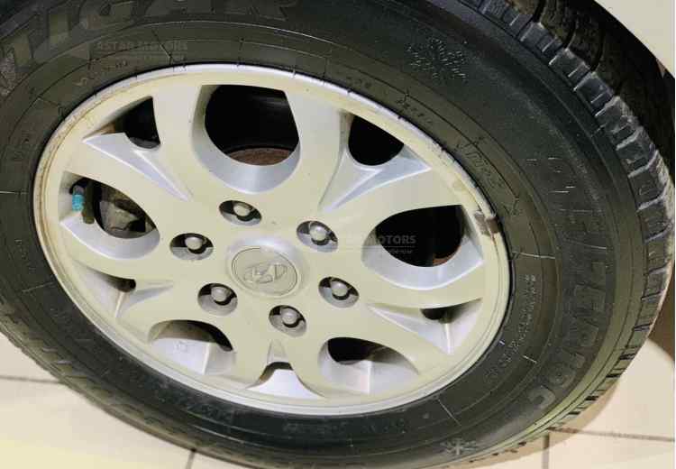 Hyundai Grand Starex I