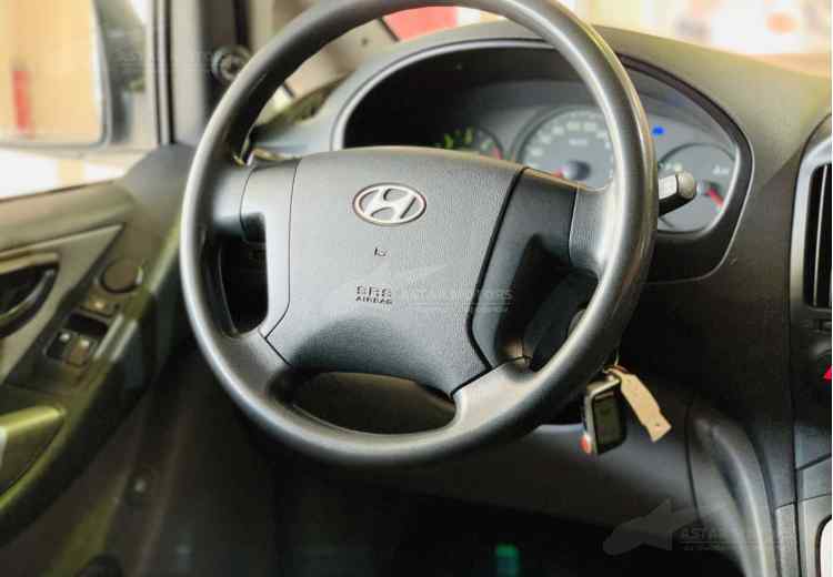 Hyundai Grand Starex I