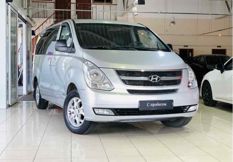 Hyundai Grand Starex I