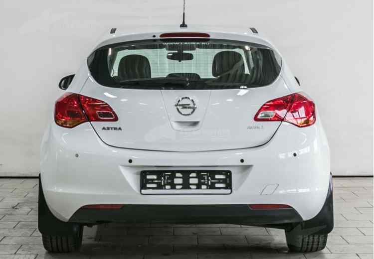 Opel Astra J Рестайлинг
