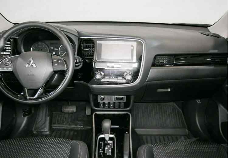 Mitsubishi Outlander III Рестайлинг 3