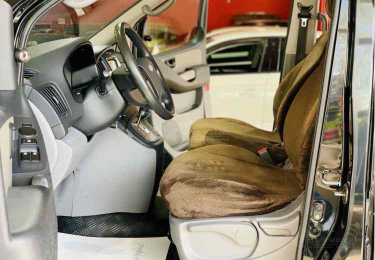 Hyundai Grand Starex I