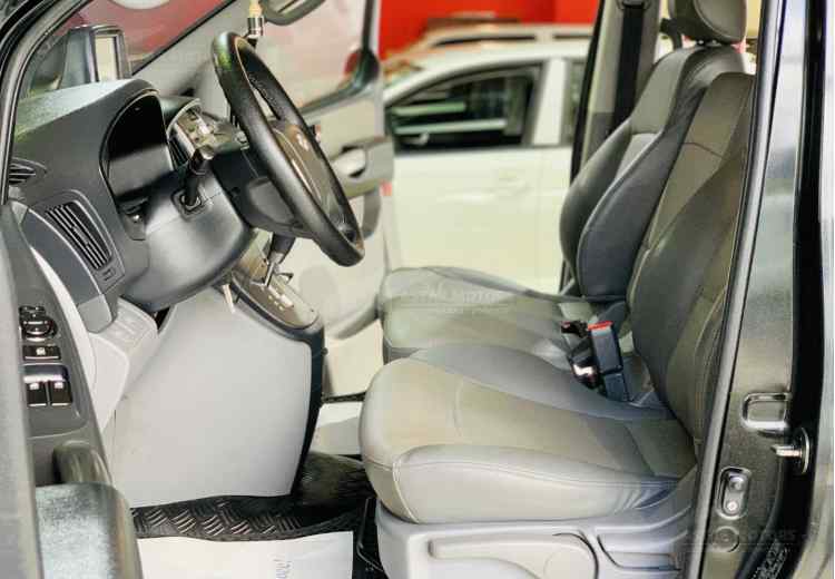 Hyundai Grand Starex I