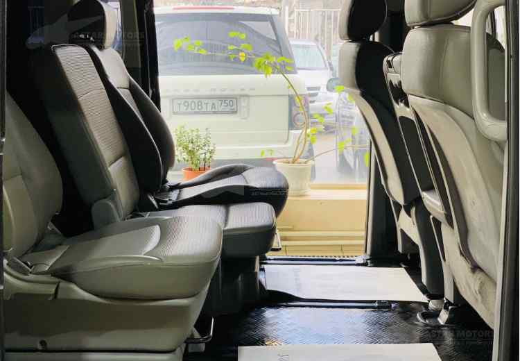 Hyundai Grand Starex I