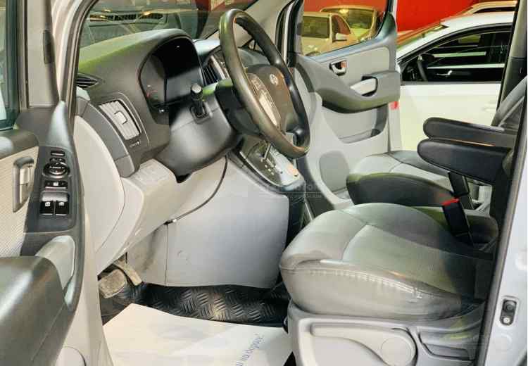 Hyundai Grand Starex I