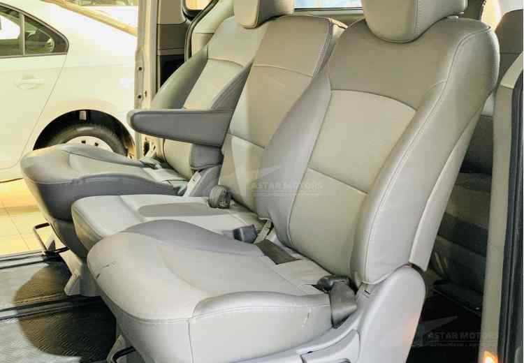 Hyundai Grand Starex I