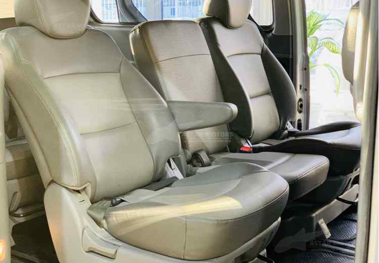 Hyundai Grand Starex I