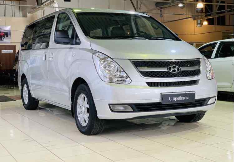 Hyundai Grand Starex I