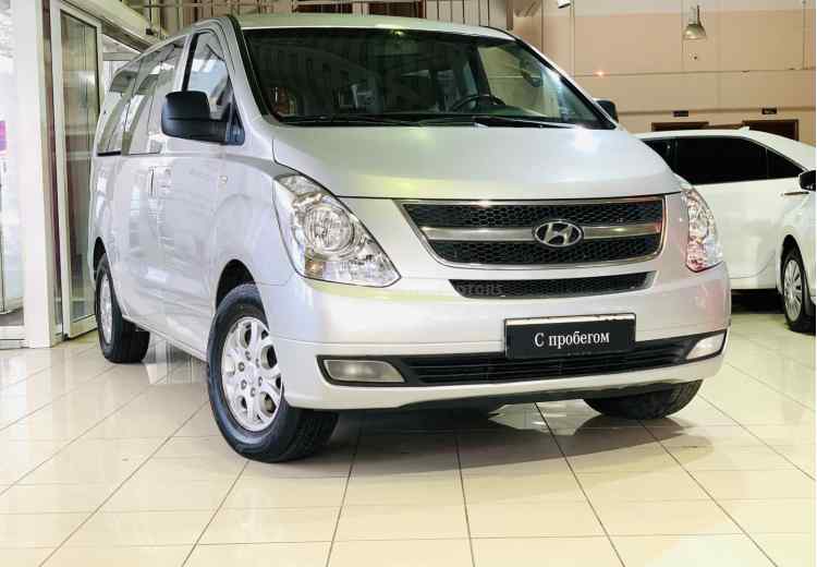 Hyundai Grand Starex I