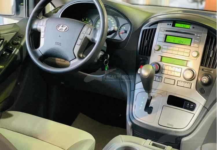 Hyundai Grand Starex I