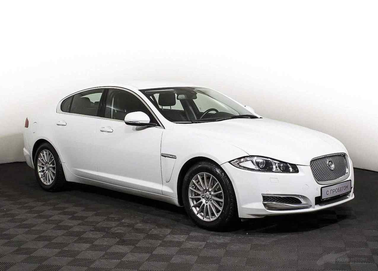 Jaguar XF 2014 белый перламутр