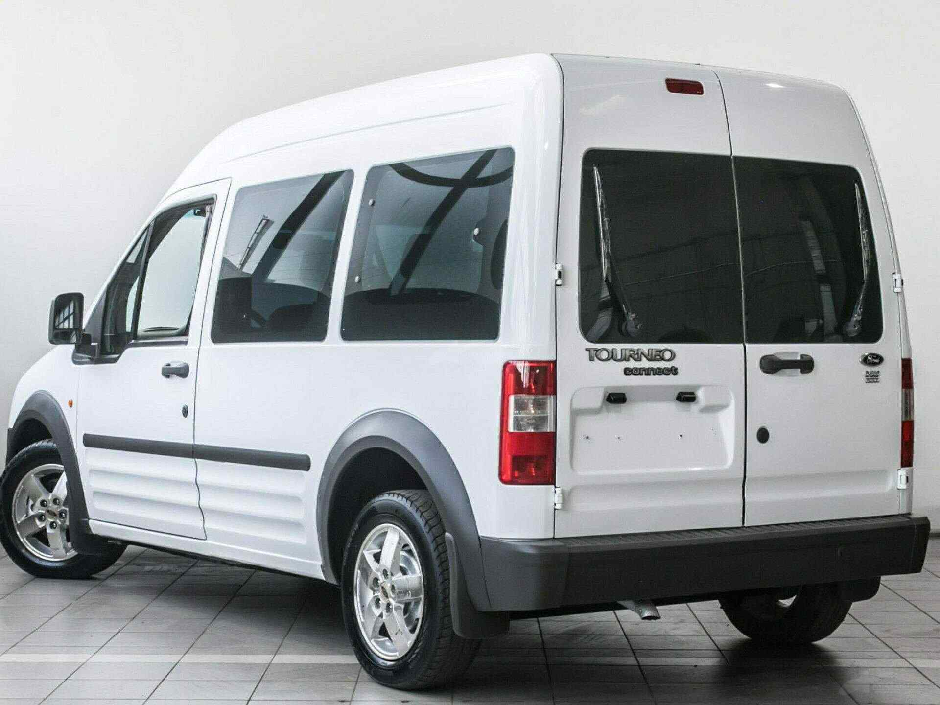 Ford Tourneo connect 2013