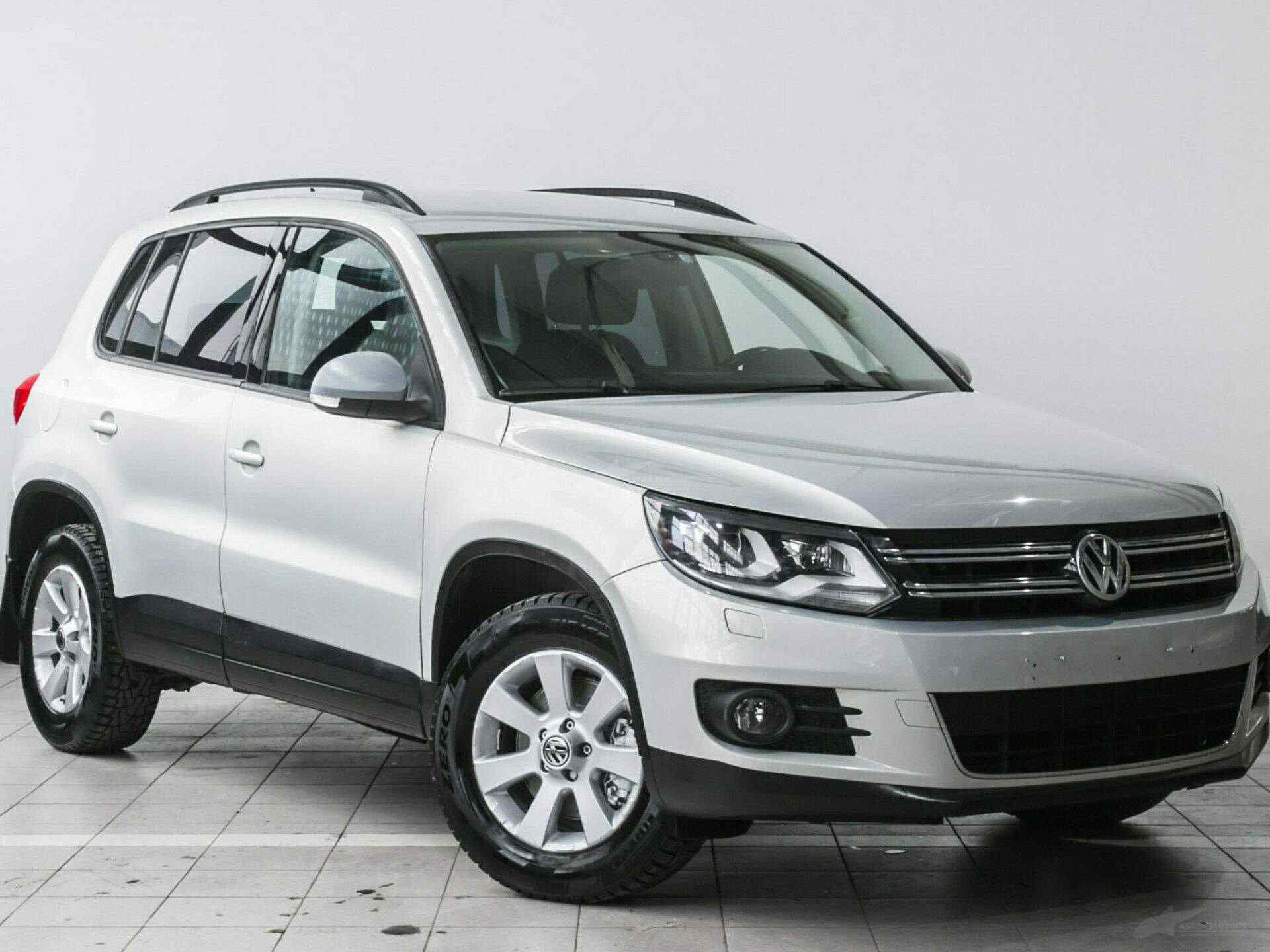 Тигуан 2013. Tiguan 2013. Тигуан Фольксваген 2013г. ТЗИ Тигуан 2013. Тигуан 2013 2.0 автомат.