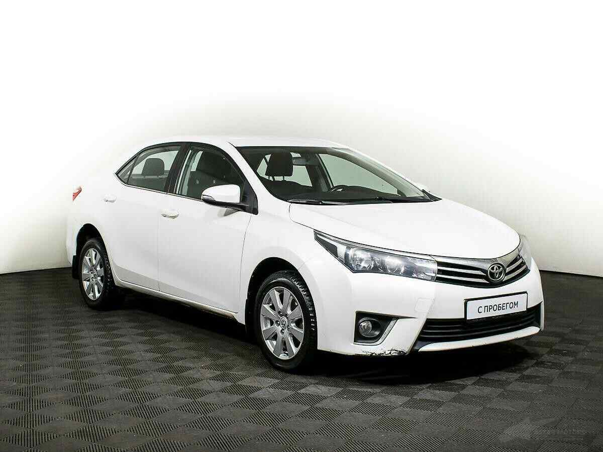 Corolla 11. Toyota Corolla 2015.