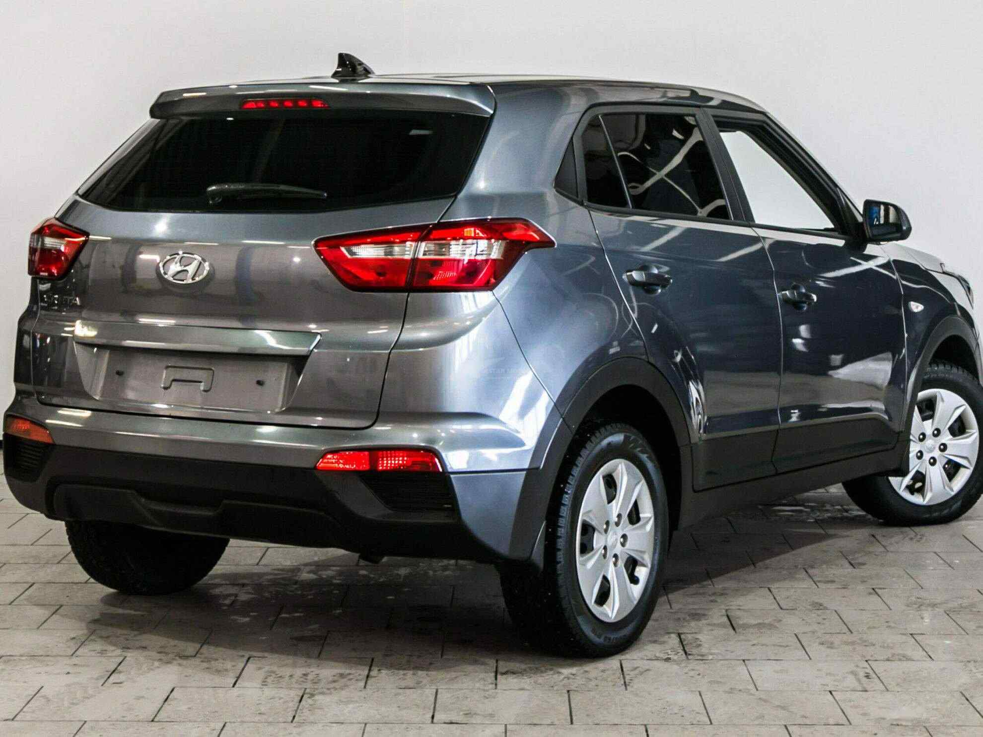 Крета годы выпуска. Hyundai Creta 2016. Hyundai Creta 1. Hyundai Creta 1.6 at. Хенде Крета 2016.