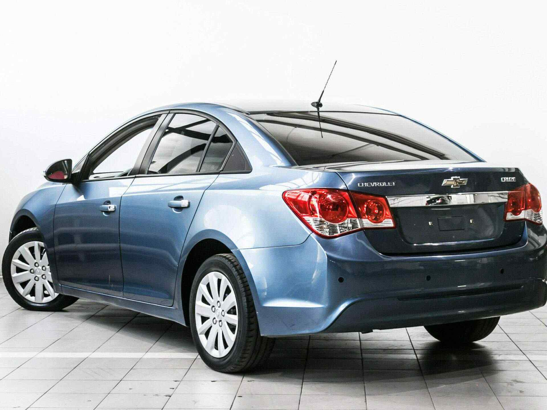 Шевроле круз 1.8. Chevrolet Cruze 2014. Шевроле Круз 2014г краска. Сборка Chevrolet Cruze 2014. Chevrolet Cruze 2014 с боку.